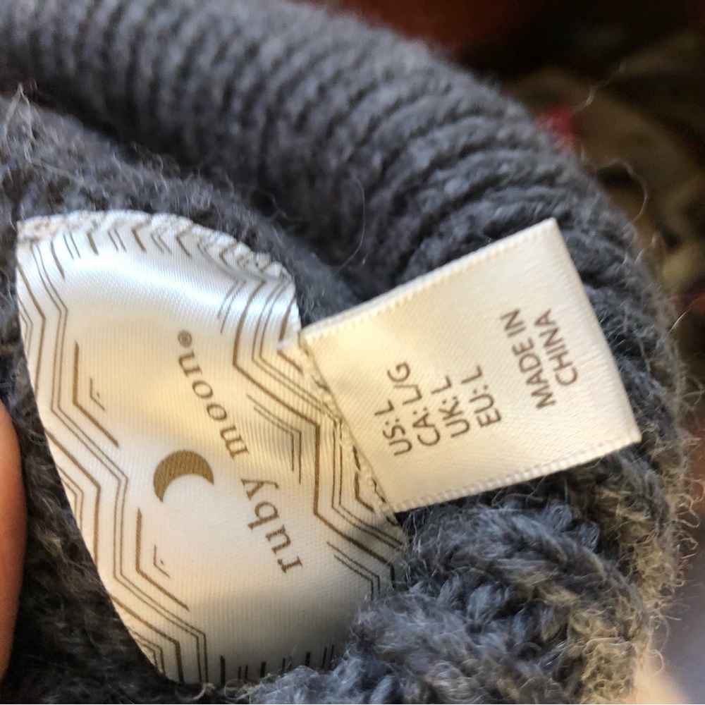 Anthropology Ruby Moon Sweater With Bottom Side Z… - image 7